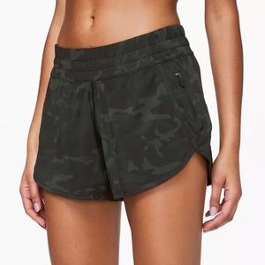 Lululemon Tracker Short V 4”